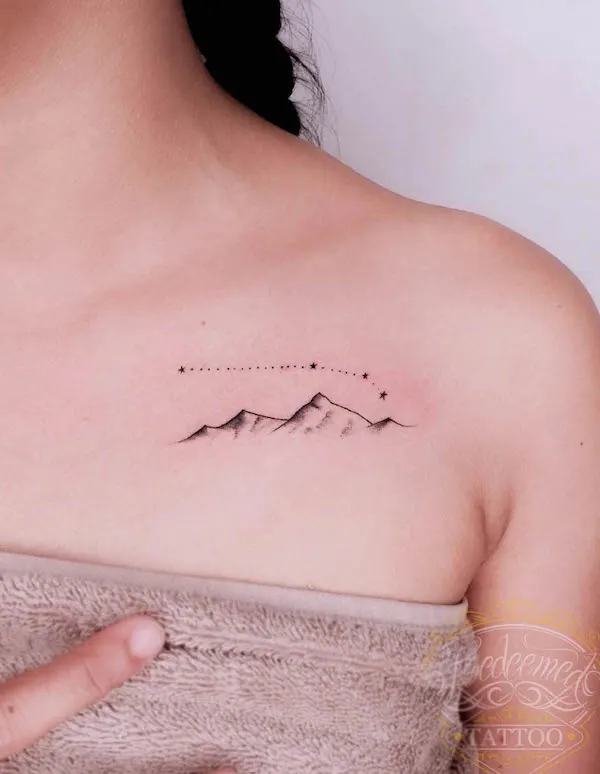 Tatuaje del zodiaco y la montaña por @jello_t